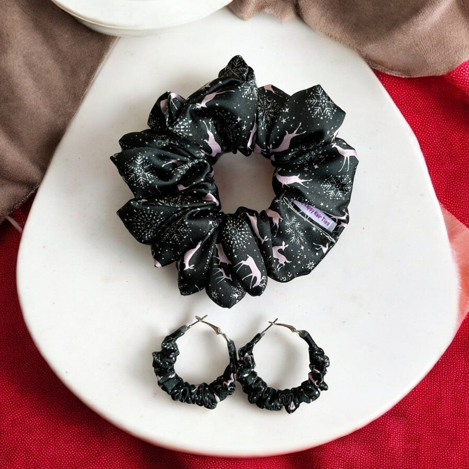 Evergreen Snow Scrunchie earring set