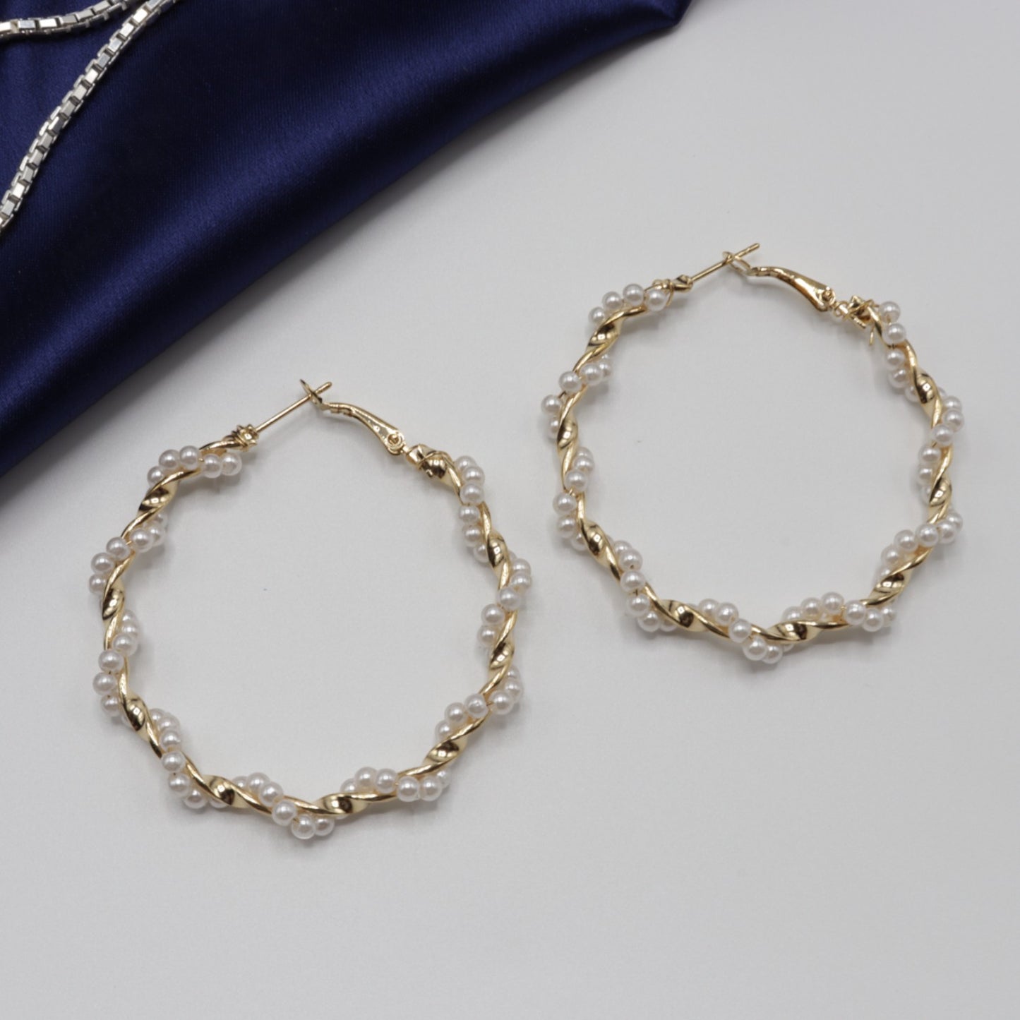 Round Shape Pearl Korean Earrings
