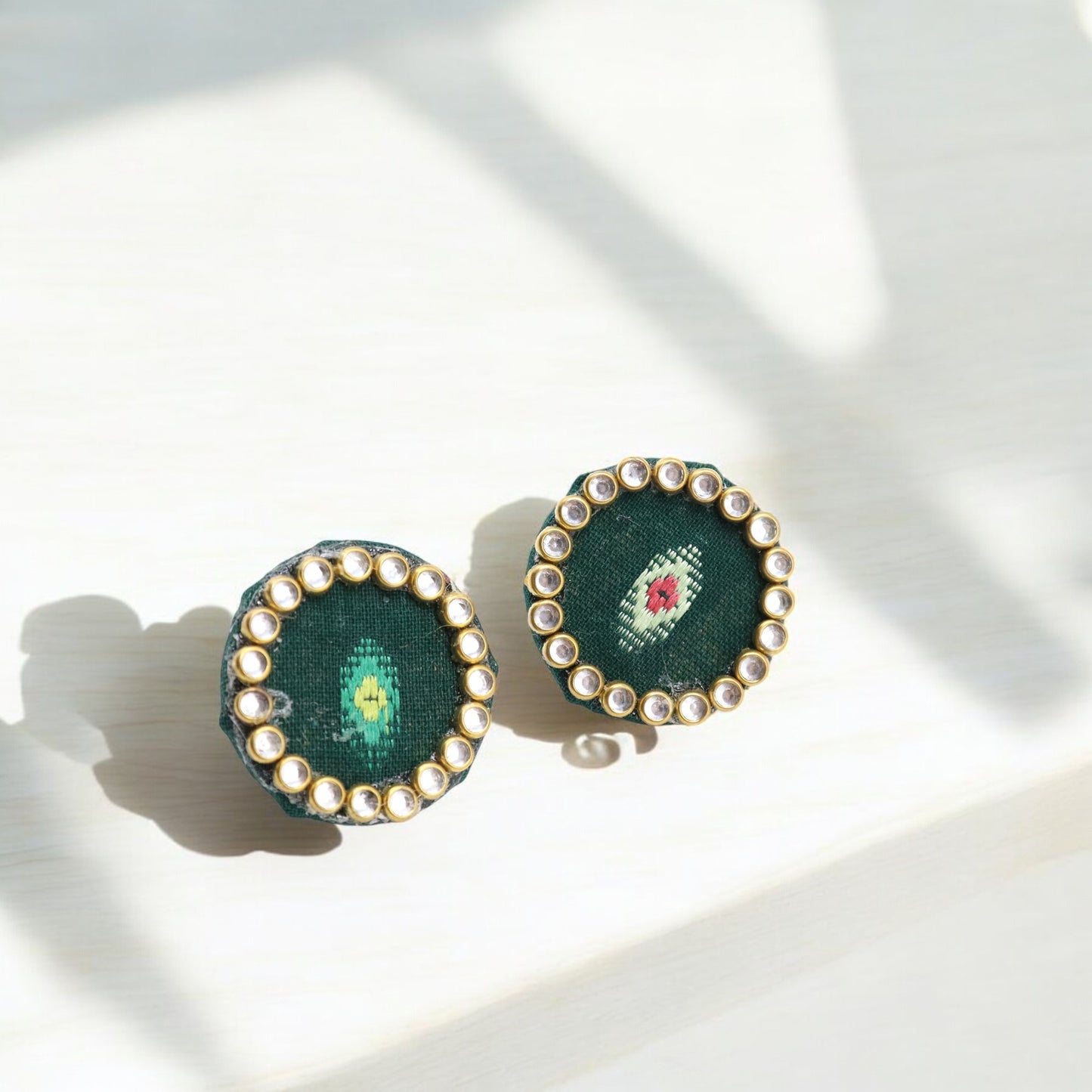cotton Top Round Earring