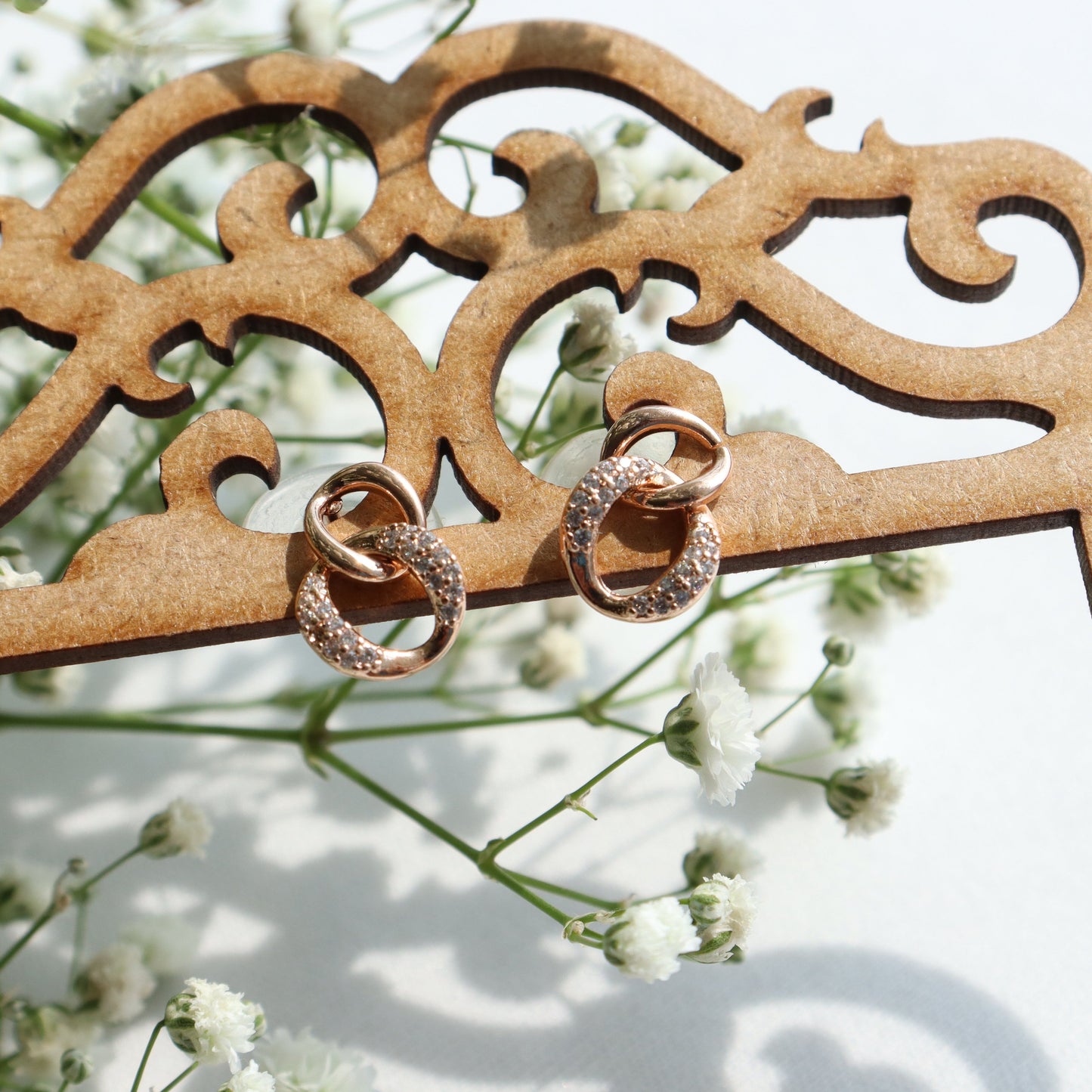 Elegant Chain Top earring