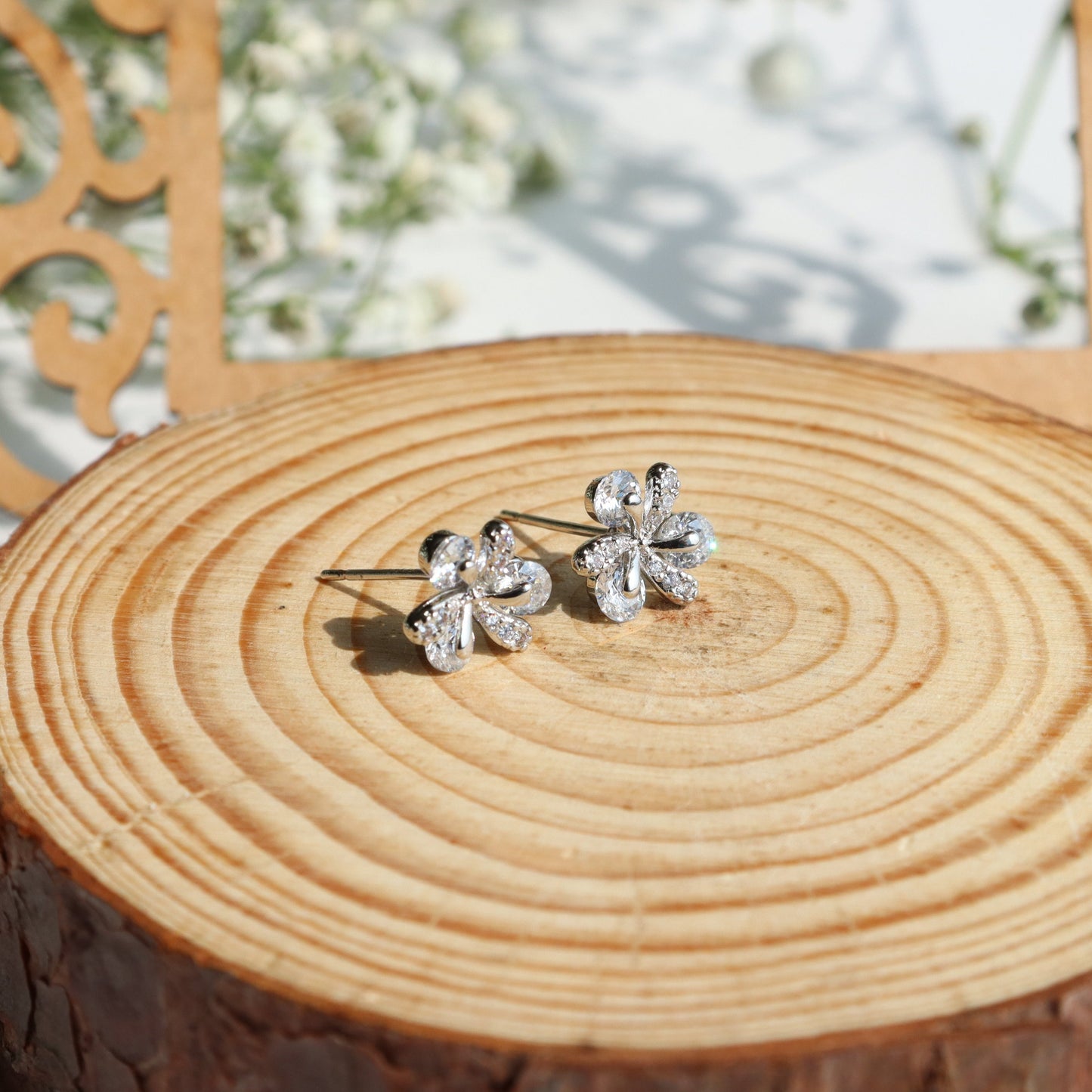 Graceful Hand Fan Tops