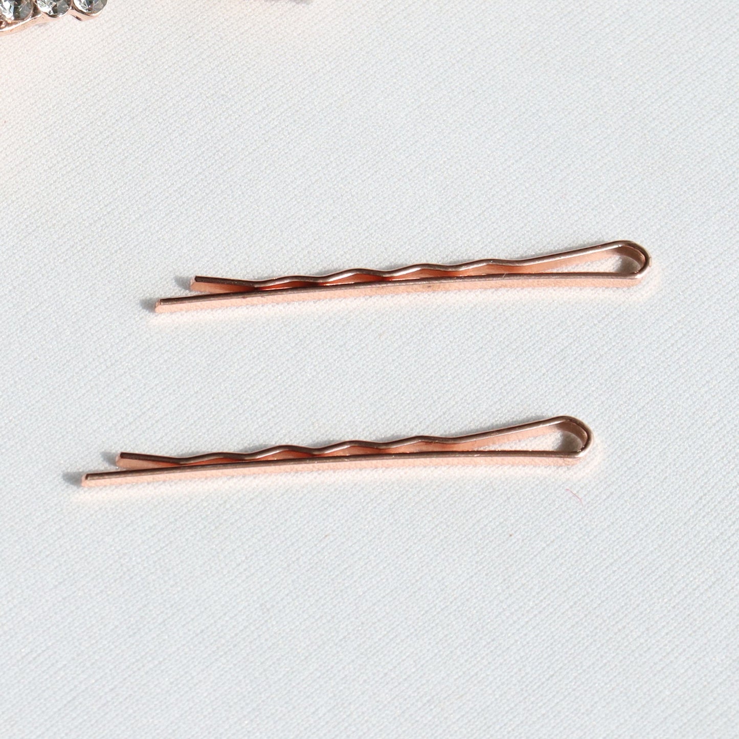 Golden Floral Hair Pin – Perfect for Brides & Bridesmaids