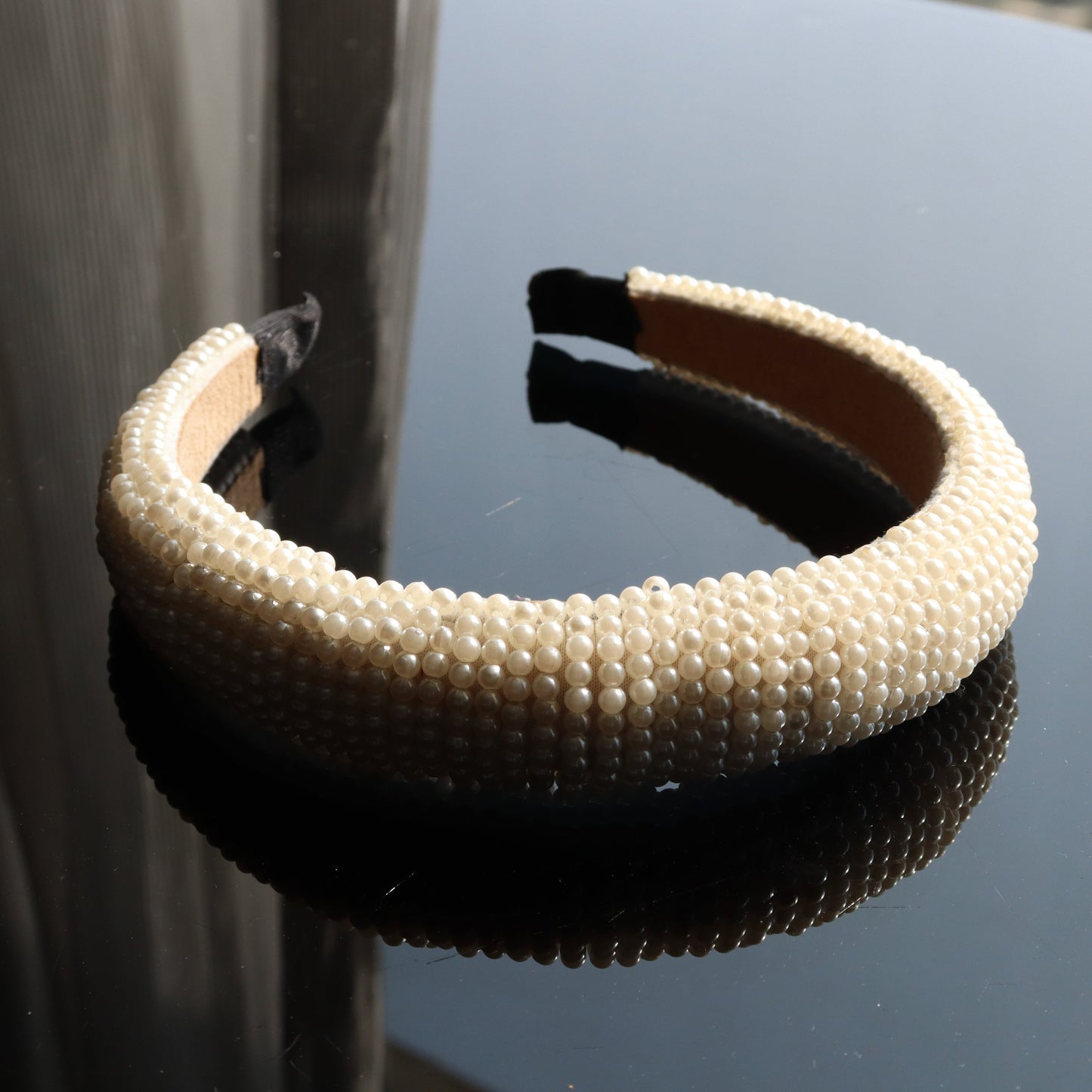 Elegant Pearl Broad Headband