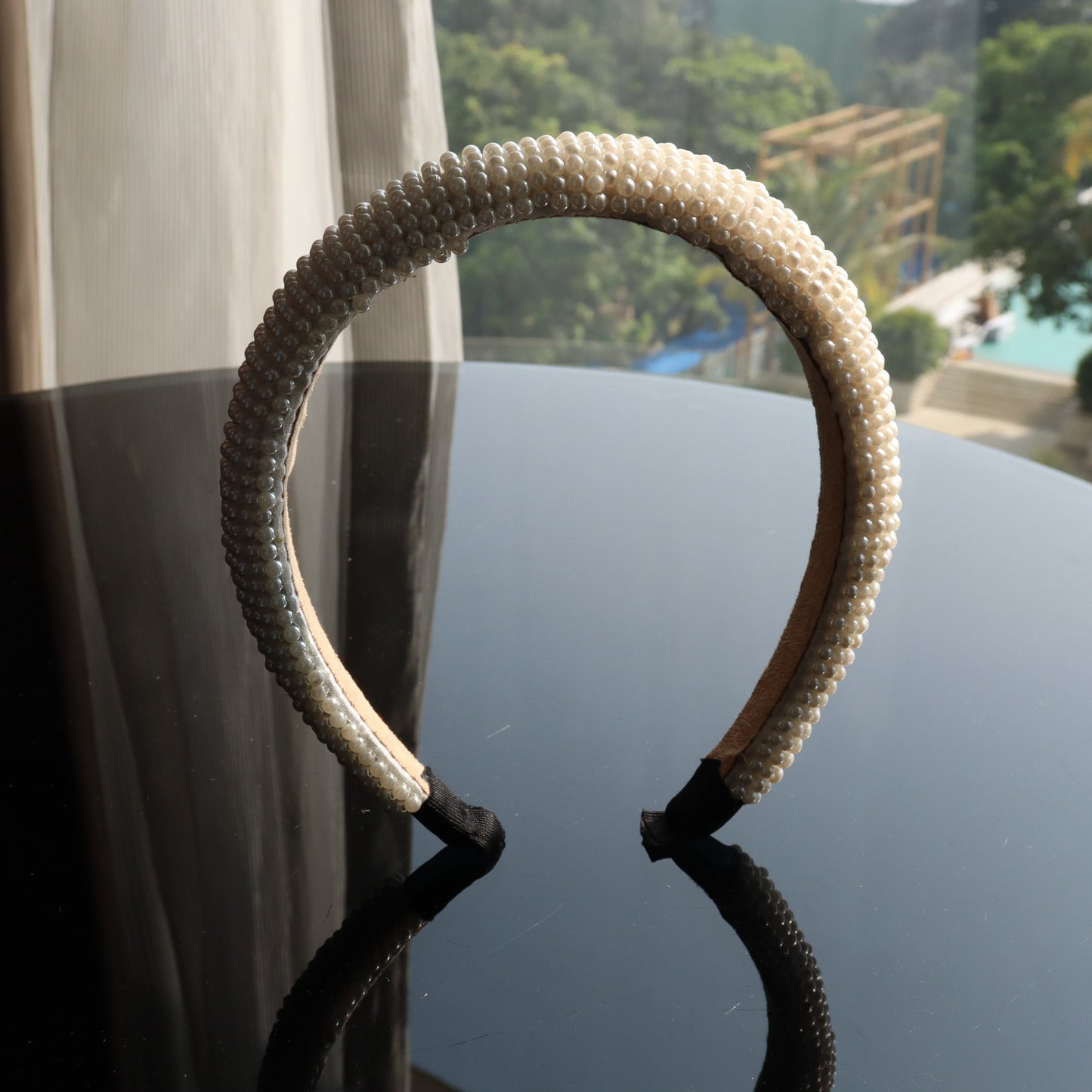 Elegant Pearl Broad Headband
