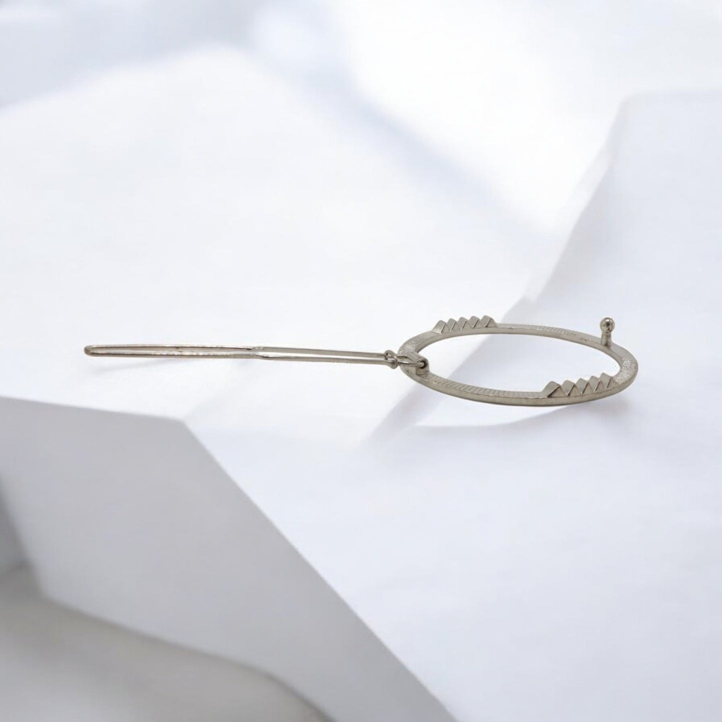 Minimalist Bobby Pin Geometry Metal
