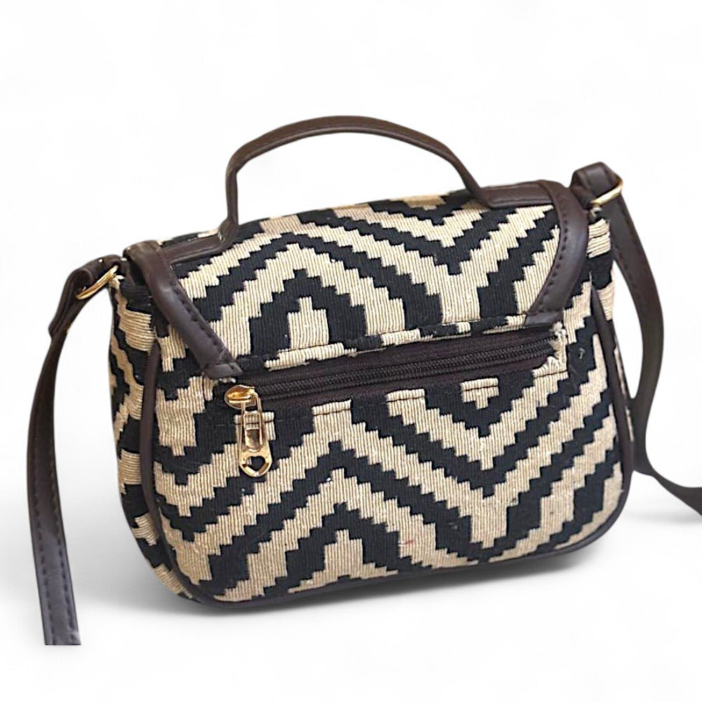 GeoLock Sling Bag