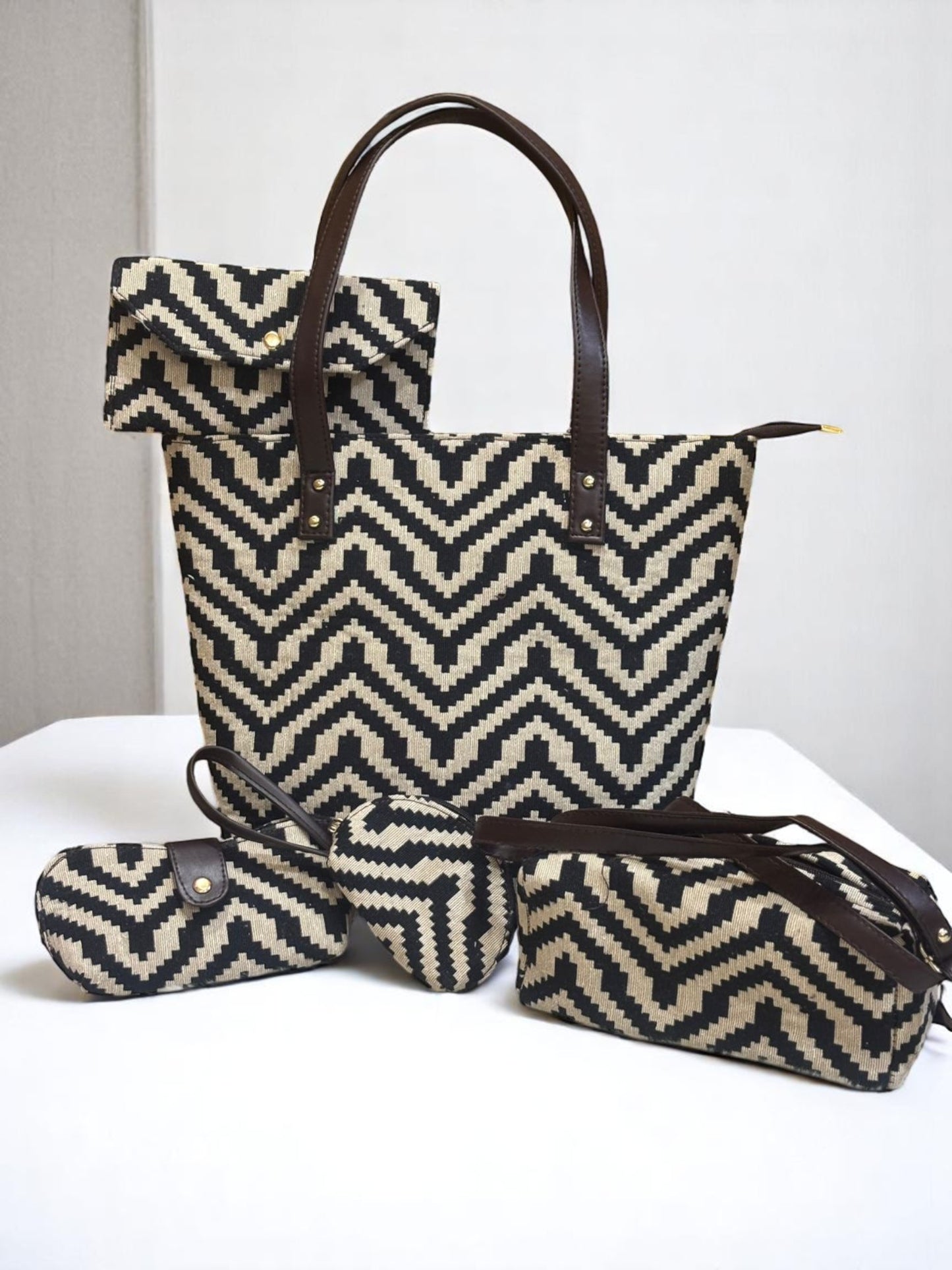 Perfect Five set bag