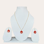 daisy neckless set