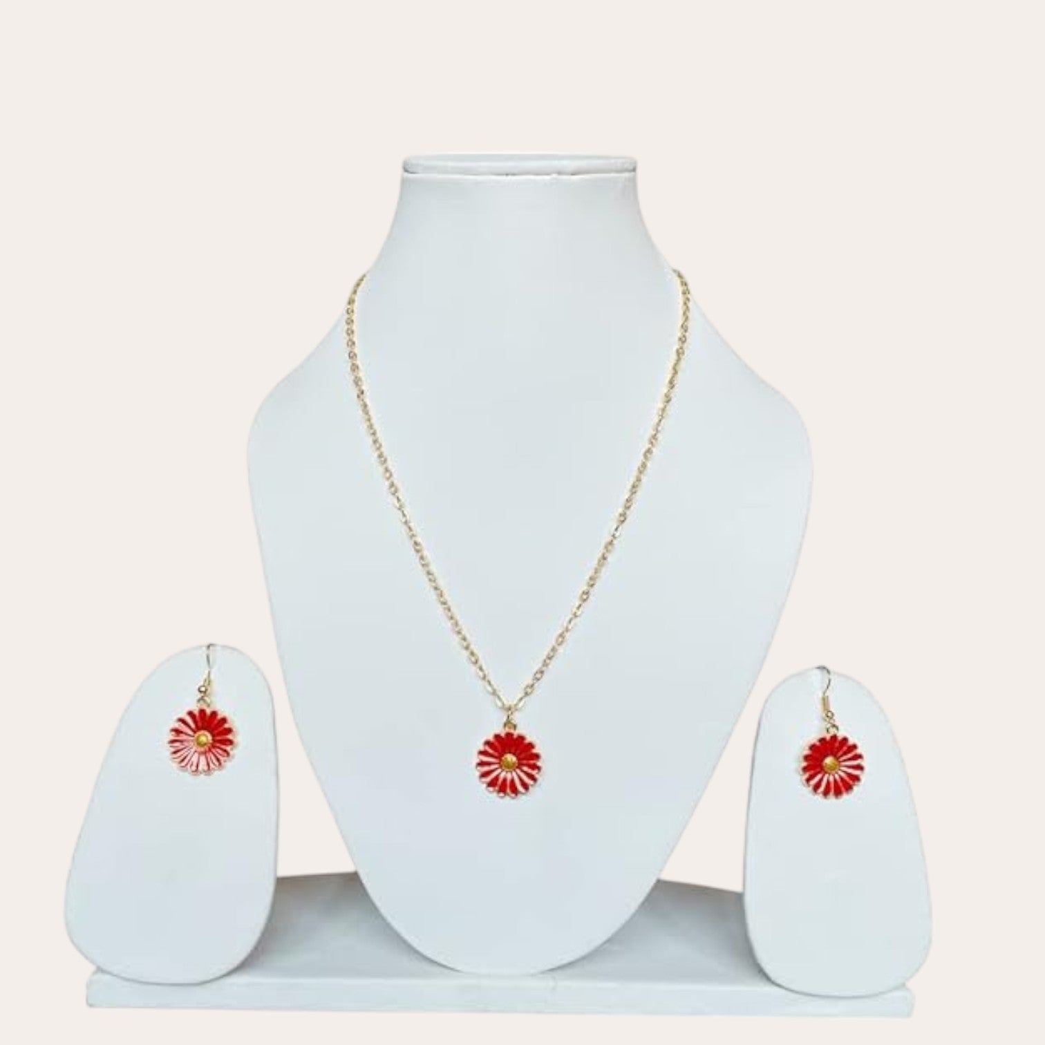 daisy neckless set