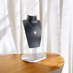 Daisy Dreams Pendant Chain