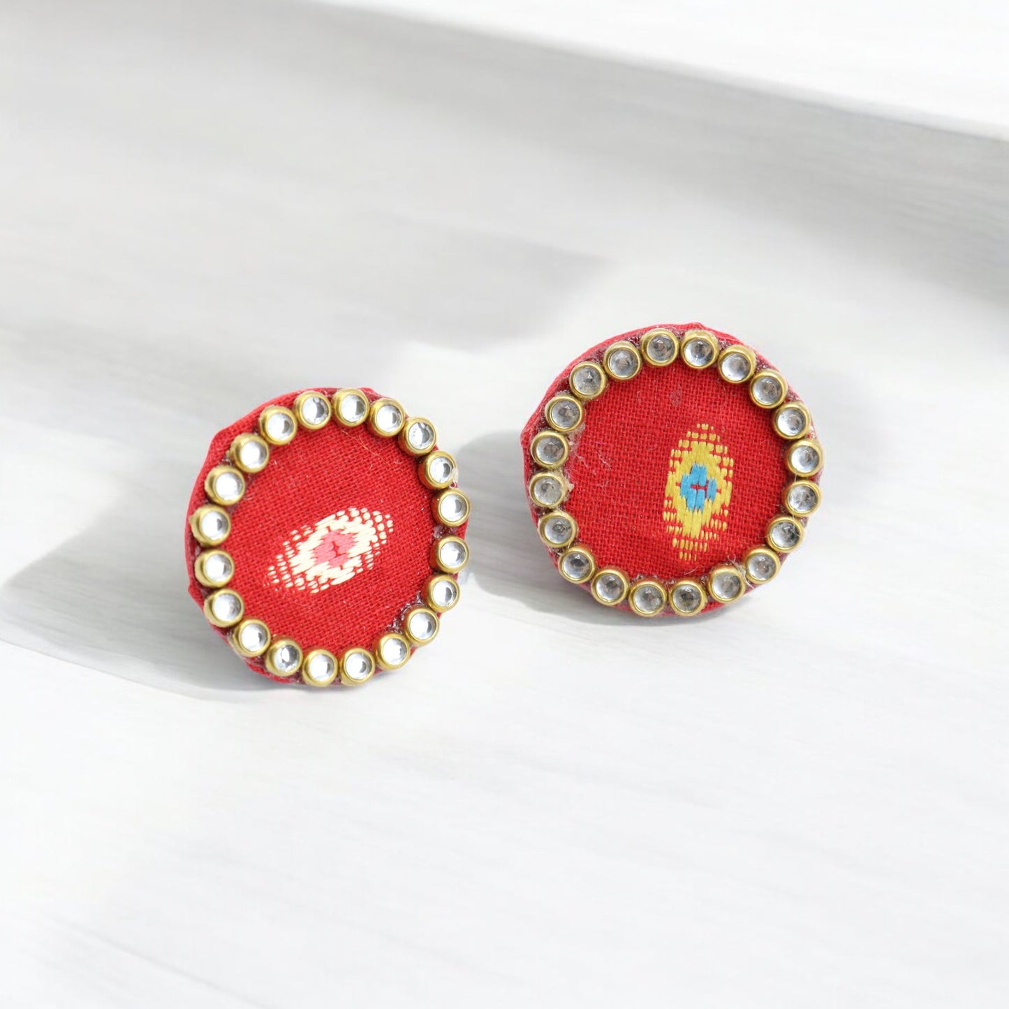 cotton Top Round Earring