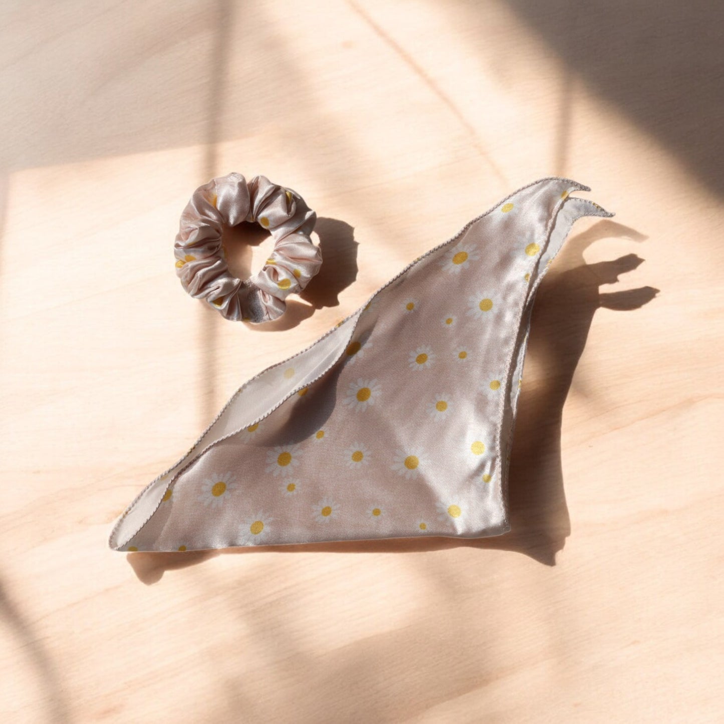 Daisy Scarf Scrunchie