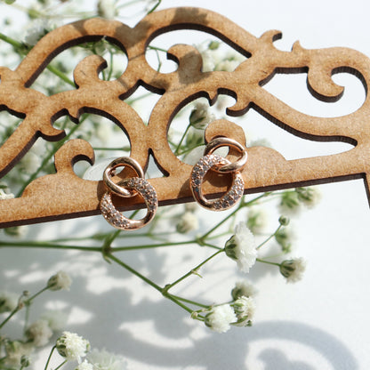 Elegant Chain Top earring