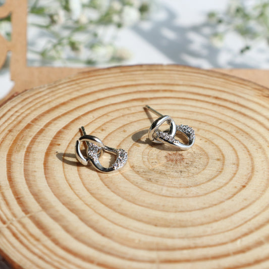 Elegant Chain Top earring