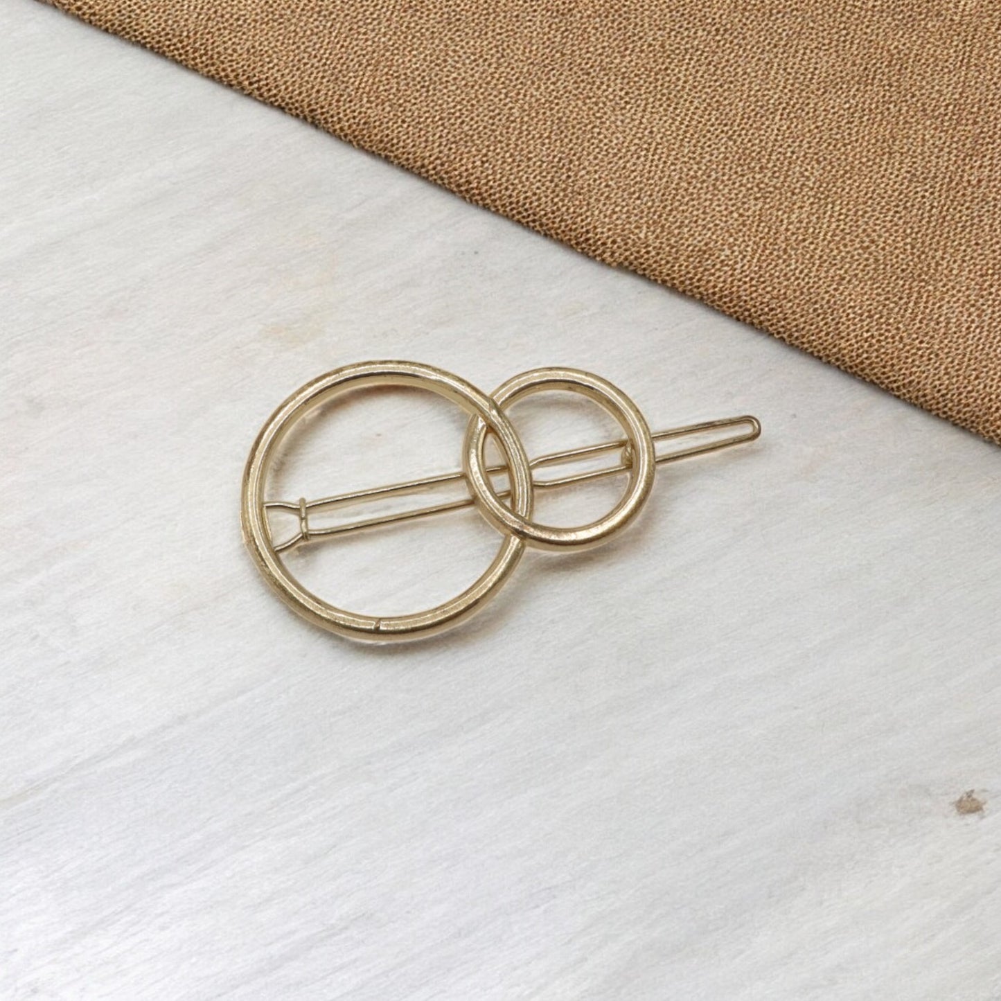 Minimalist Bobby Pin Geometry Metal