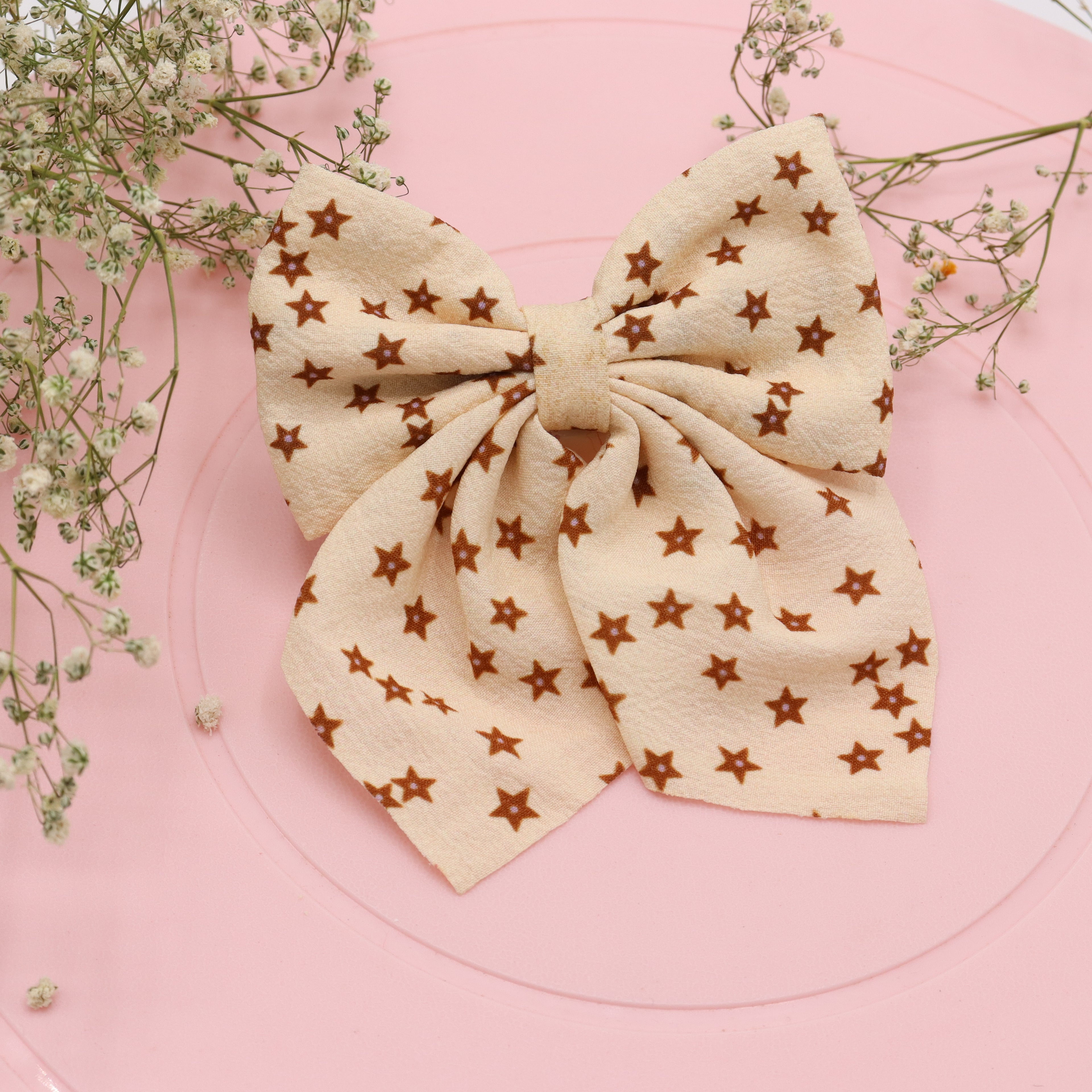Milky White Bow Hair Clip