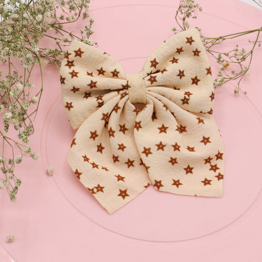 Milky White Bow Hair Clip