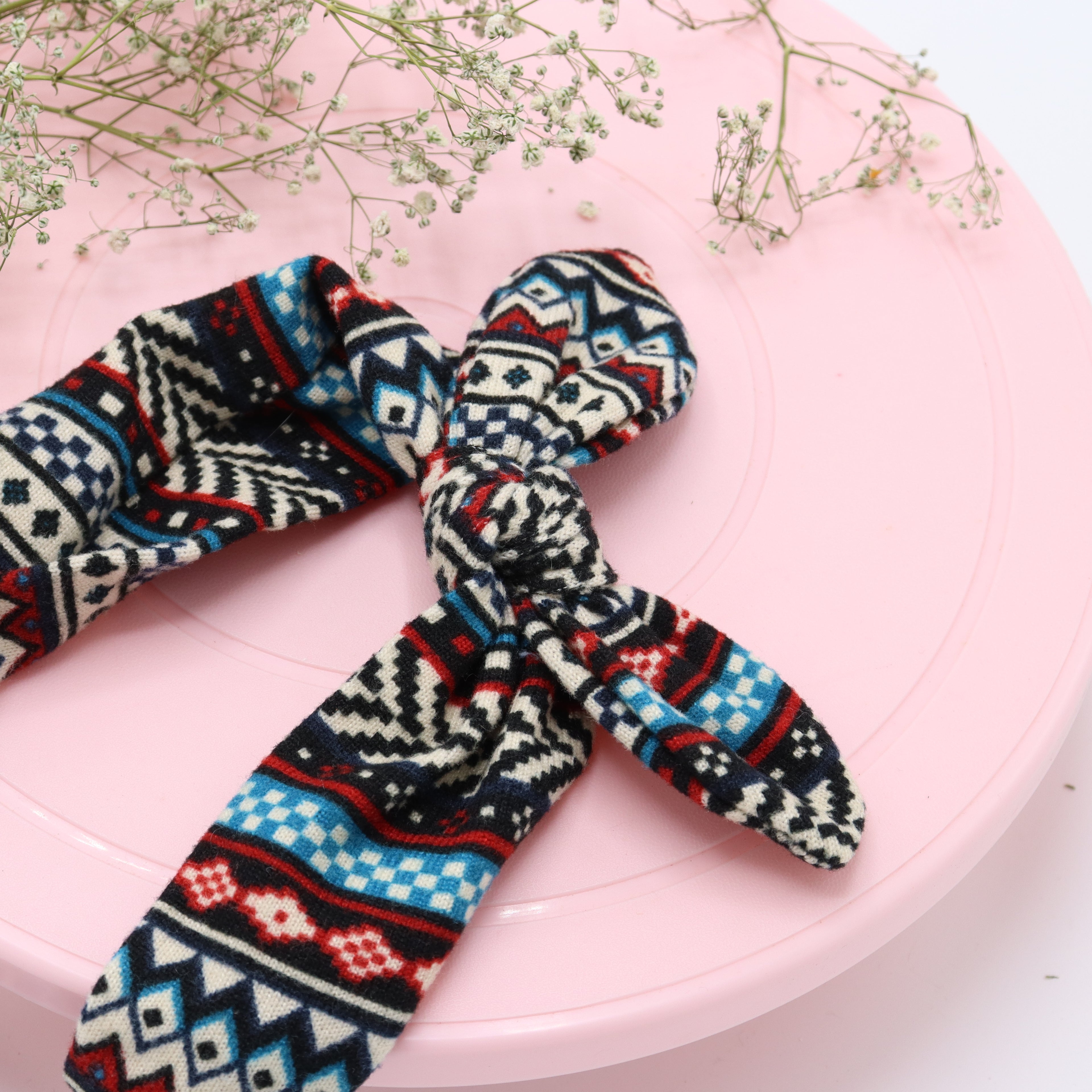 Snowy White Hairband
