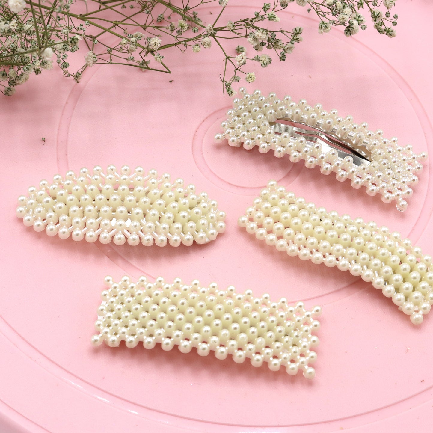 Set of 4 Random Pearl Hair Clips