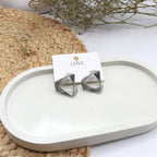 Simple daily Wear Style Twist Geometric Alloy Silver Plated Women's Stud Earrings