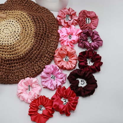 Vora Medium Silk Satin Scrunchie - pink Shades