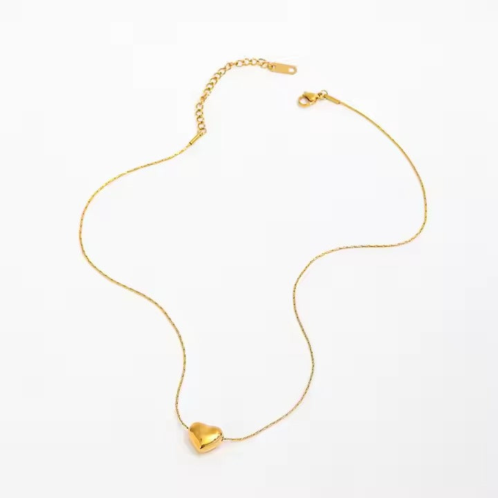 Stainless steel Women Heart Shaped Pendant with chain Neckless