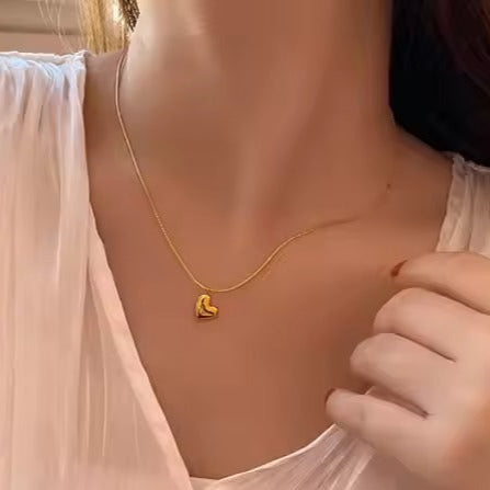 Stainless steel Women SS Heart Shaped Pendant with chain Neckless