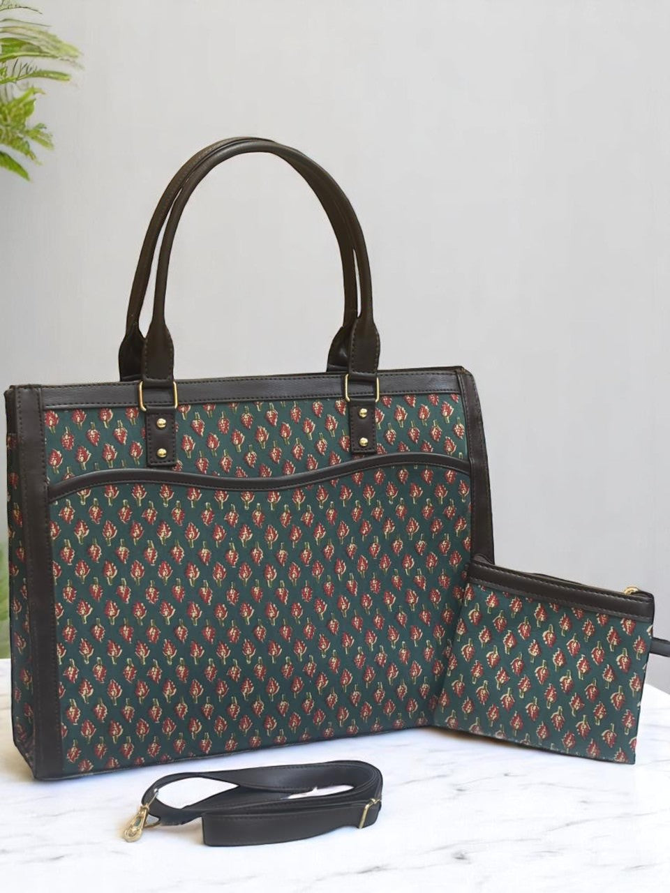 Wavy Tote with Pouch bag