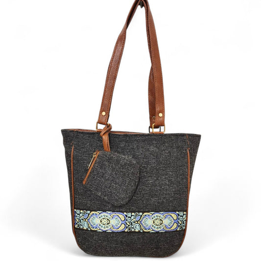 Vora Handcrafted Jute Tote