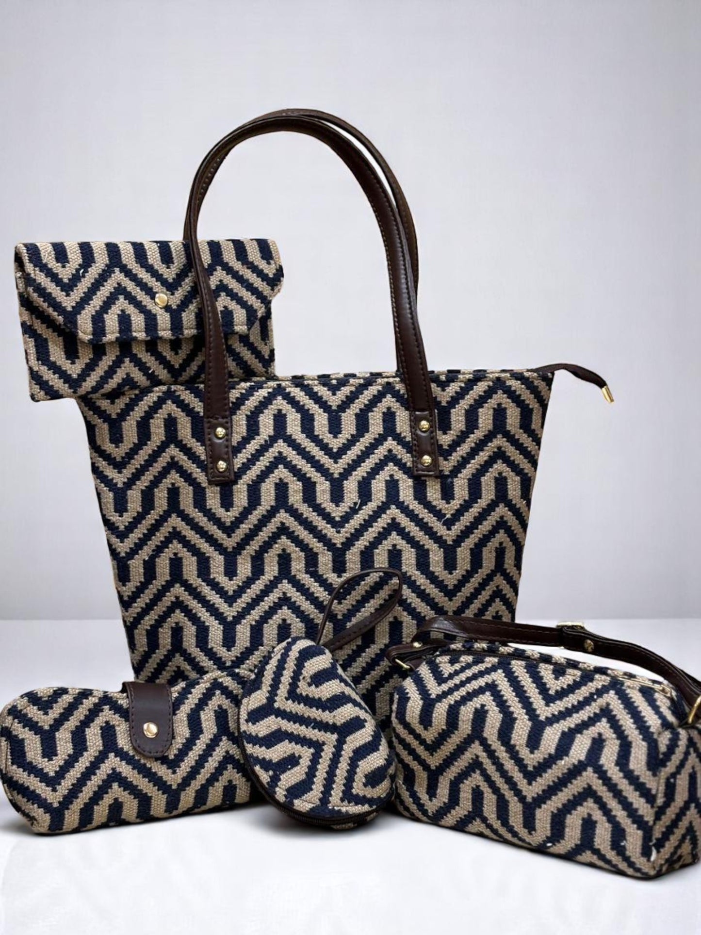 Perfect Five set bag