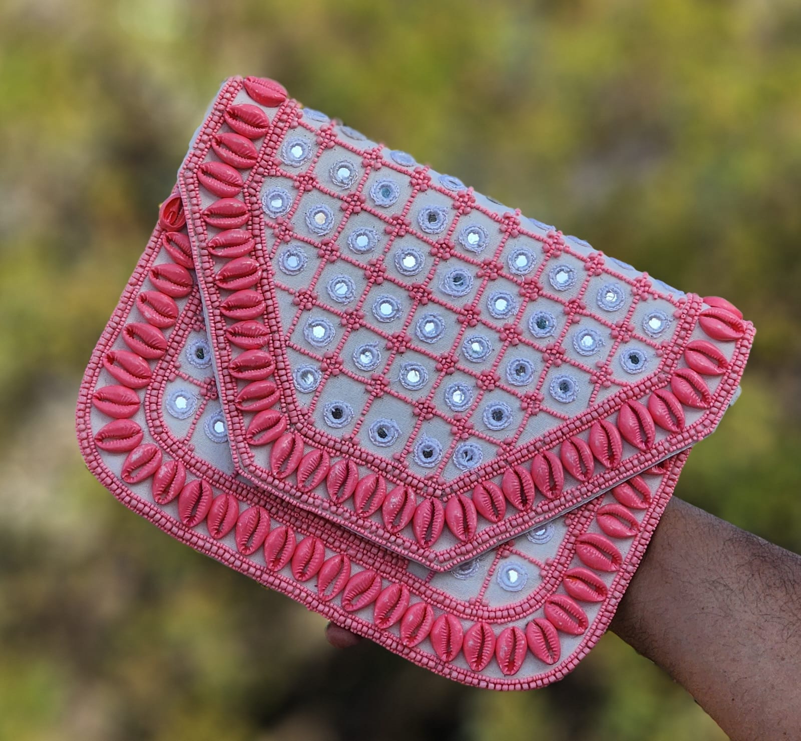 ANTIQUE BOHO SLING BAG