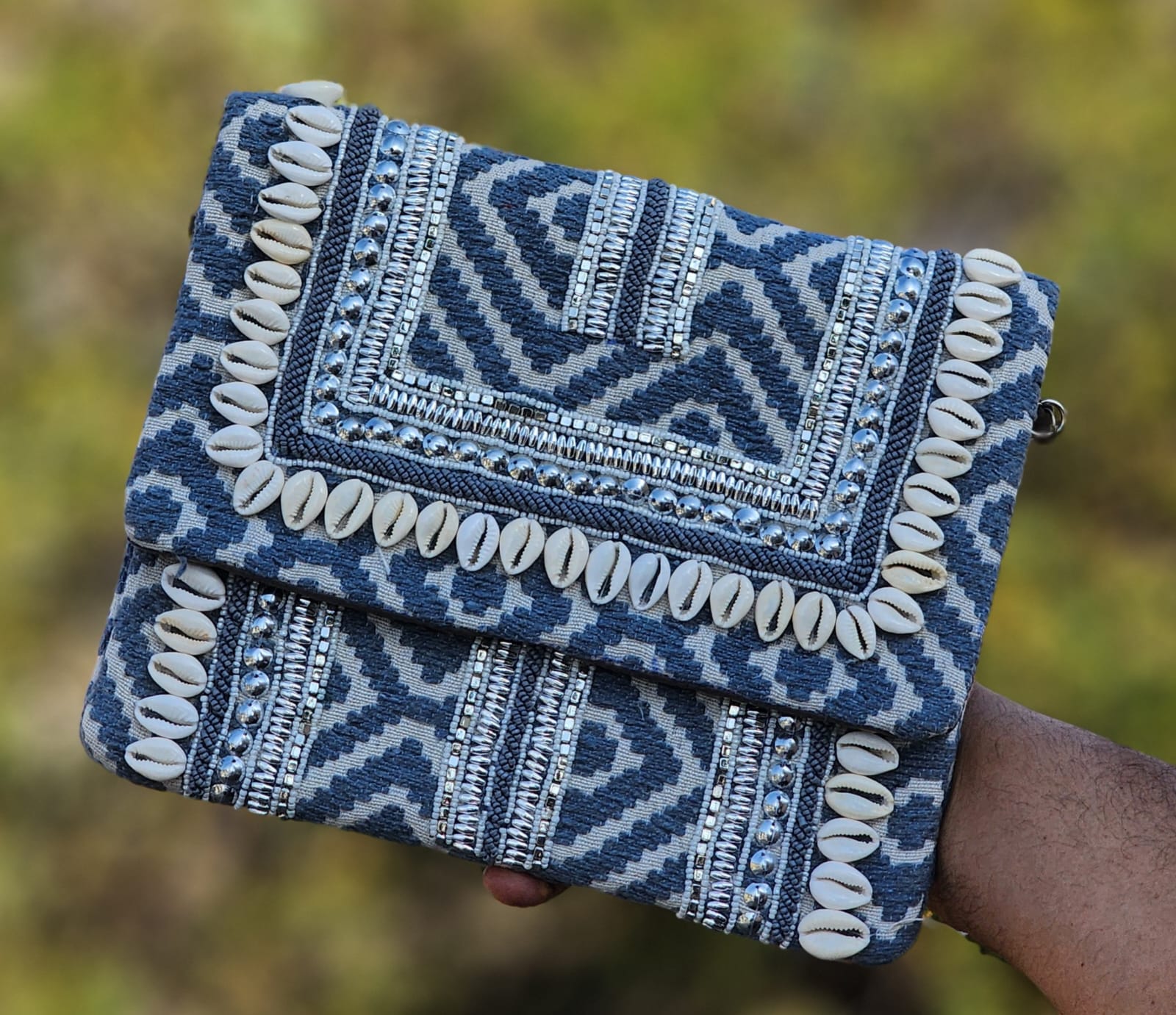ANTIQUE BOHO SLING BAG