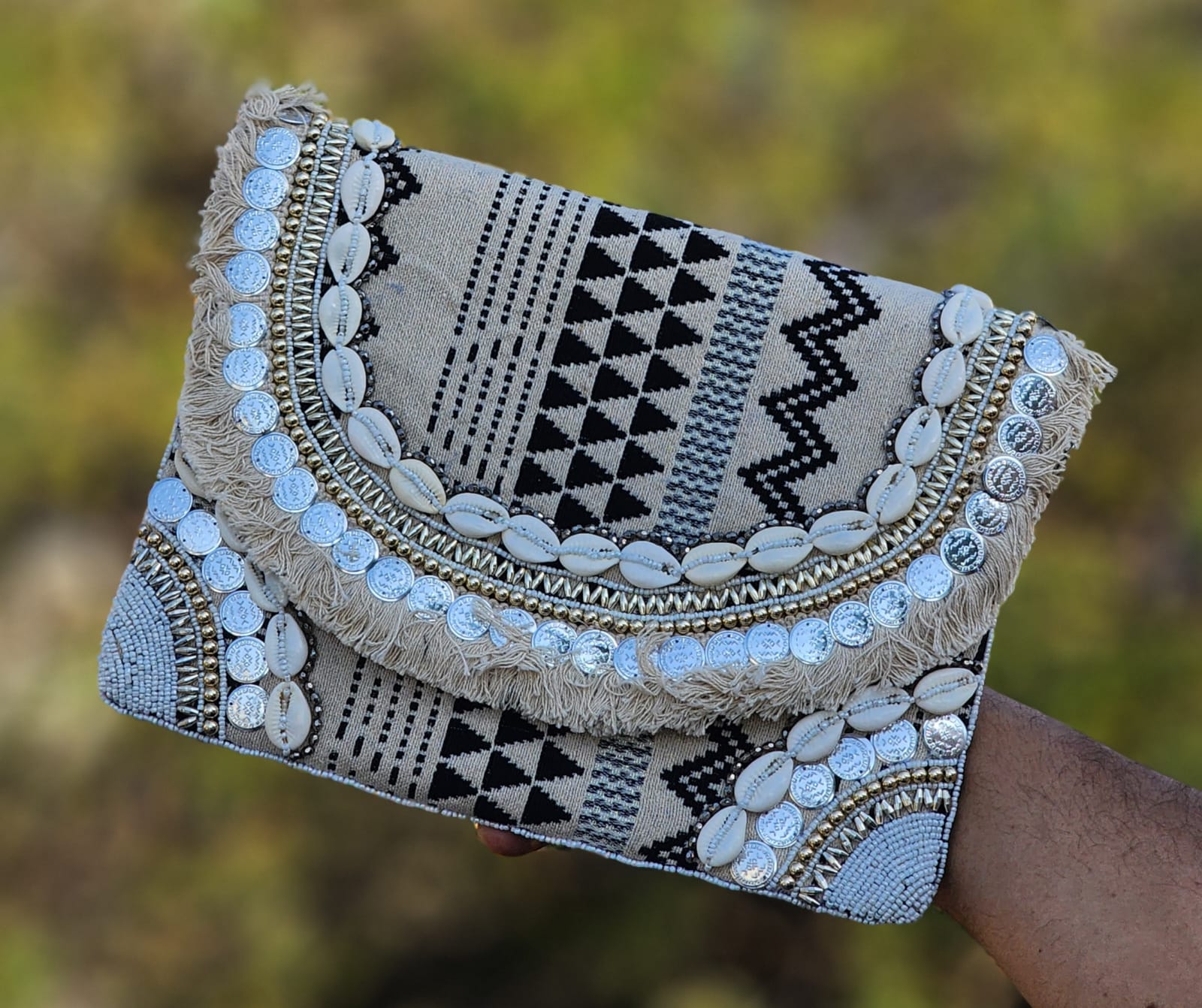 ANTIQUE BOHO SLING BAG