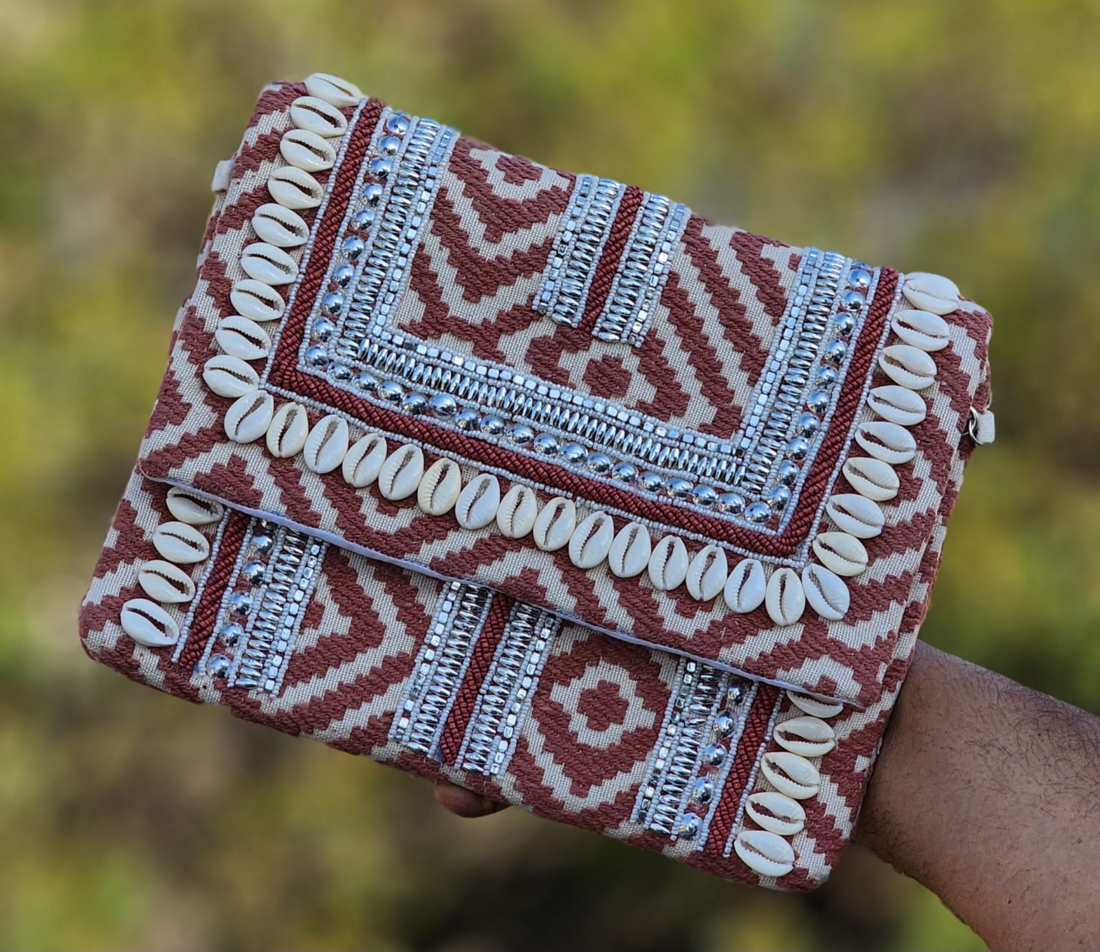 ANTIQUE BOHO SLING BAG